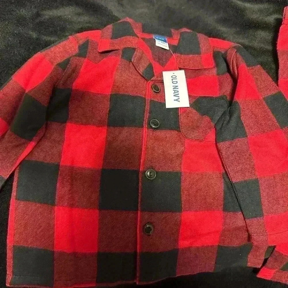 Old Navy Christmas Red black Plaid Flannel 2 Piece Pyjamas 12-18 months Toddler - Picture 2 of 4